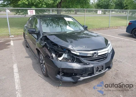 2017 Honda Accord Hybrid Touring from USA, damaged, VIN JHMCR6F77HC029546